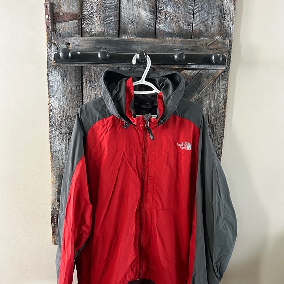 Men's North Face Full Zipper Jacket w/Hood Red & Grey - Extra Large - Picture 1 of 3